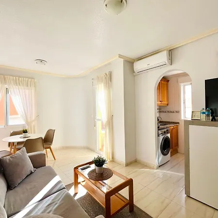 Sunny Apartment Apartment