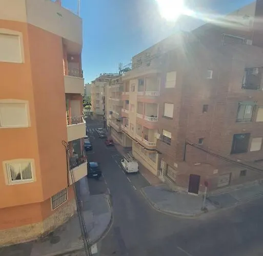 Finlandia Close To Lägenhet Torrevieja